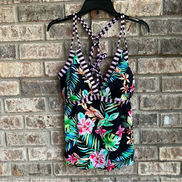 Swimsuits For All Other - 🍒💣 Hawaiian inspired bathing suit top